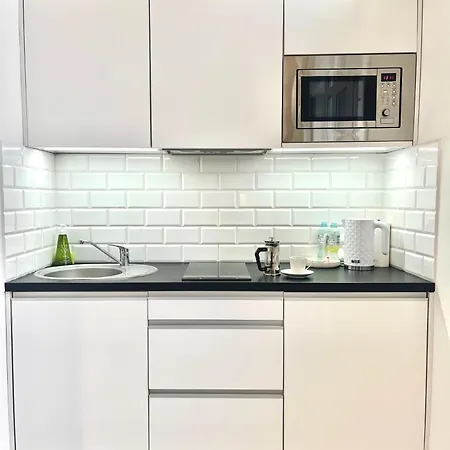 I Piotrkowska Z Wielkim Lustrem, Balkonem I Klimatyzacja Apartment *