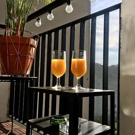 I Piotrkowska Z Wielkim Lustrem, Balkonem I Klimatyzacja Apartment Lodz (Lodz)