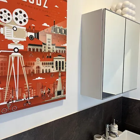 Appartement I Piotrkowska Z Wielkim Lustrem, Balkonem I Klimatyzacja *