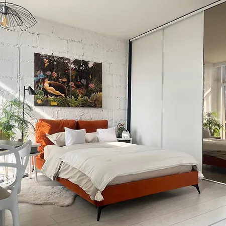 I Piotrkowska Z Wielkim Lustrem, Balkonem I Klimatyzacja * Lodz