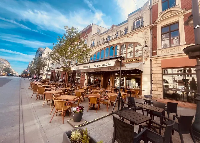 I Piotrkowska Z Wielkim Lustrem, Balkonem I Klimatyzacja 아파트