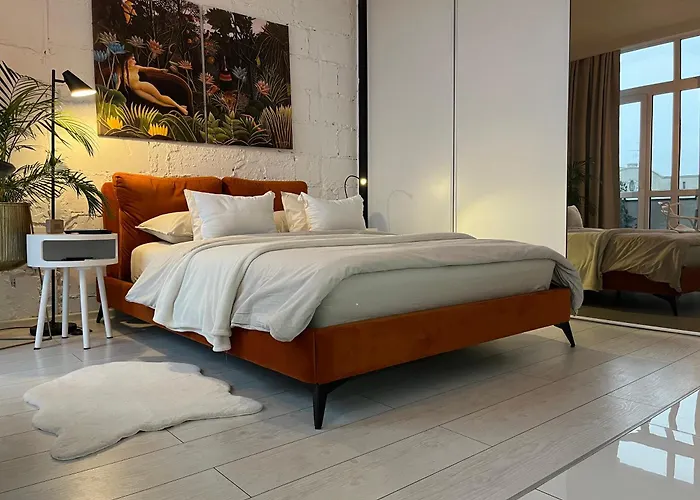 I Piotrkowska Z Wielkim Lustrem, Balkonem I Klimatyzacja Łódź